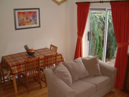 Lounge Dining (3)