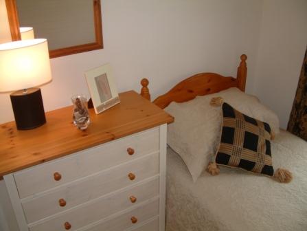 Bedroom Two (2)